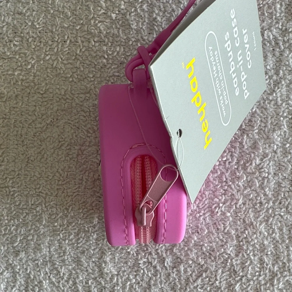 Heyday Pink Earbuds Pop-in Case Cover with Dog Charm